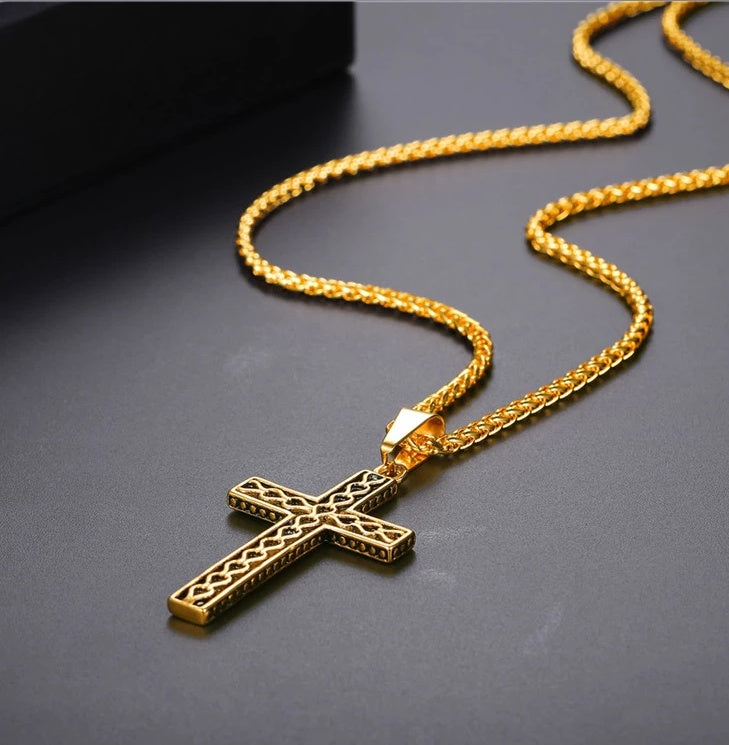 The Heritage Vintage Cross – 316L Gold & Onyx Black